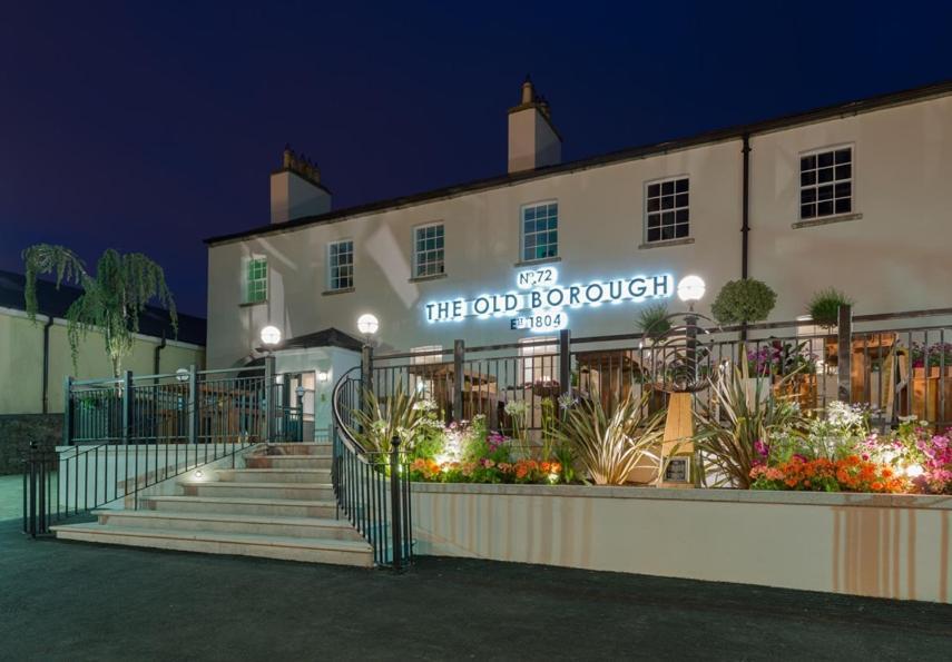 The Old Borough Hotel - Wetherspoon Swords Exterior foto